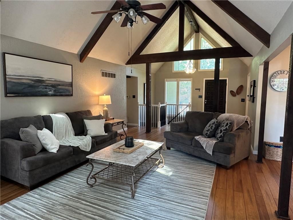 1616 NE Ridgeview Drive — photo 5