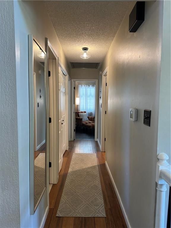 1616 NE Ridgeview Drive — photo 9
