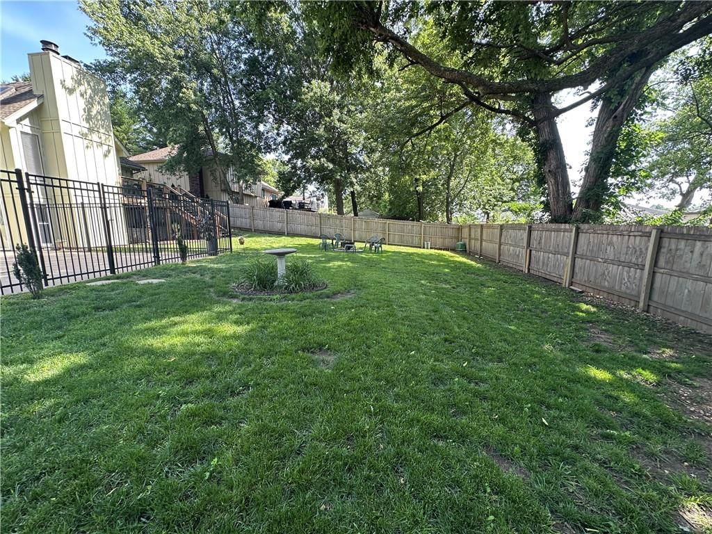 1616 NE Ridgeview Drive — photo 27
