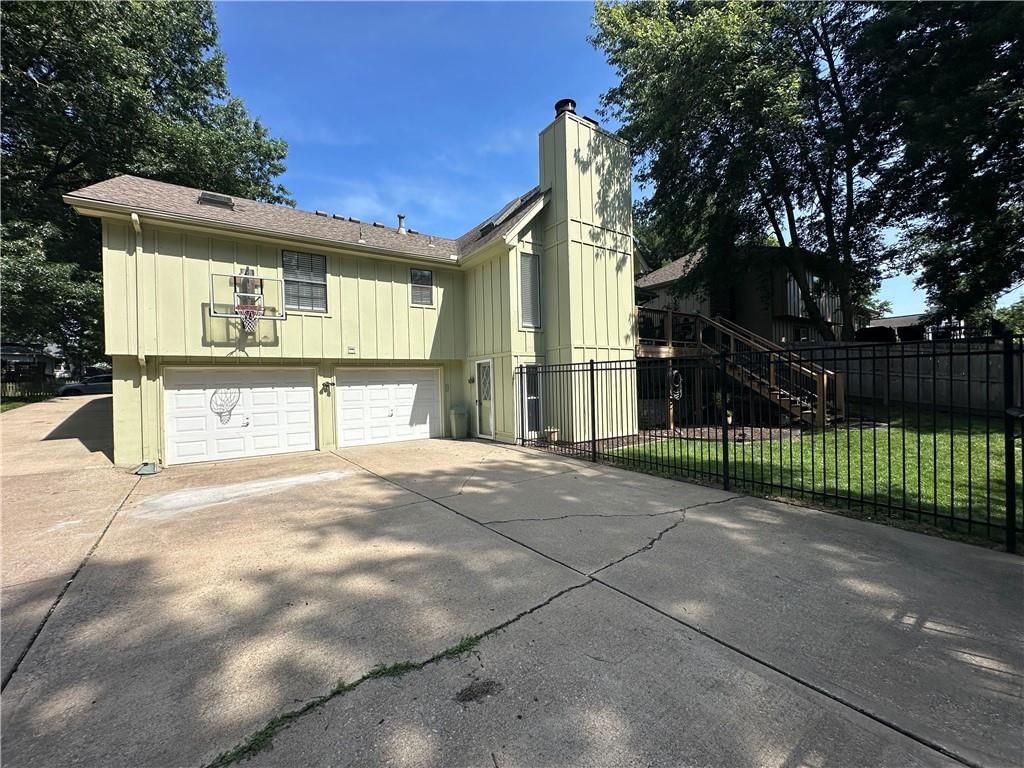1616 NE Ridgeview Drive — photo 28