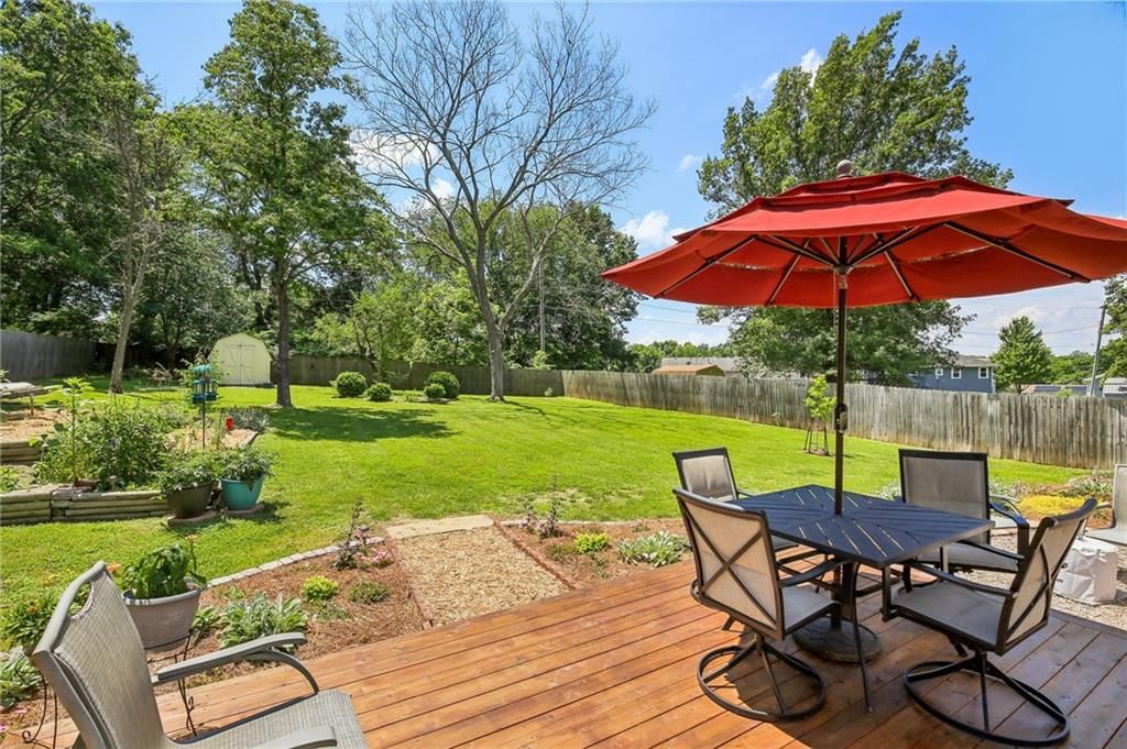 1464 Grandview Drive — photo 32