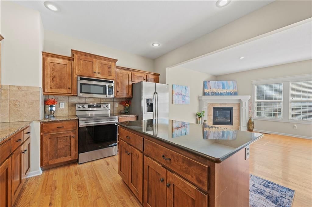 2909 Swift Street — photo 8