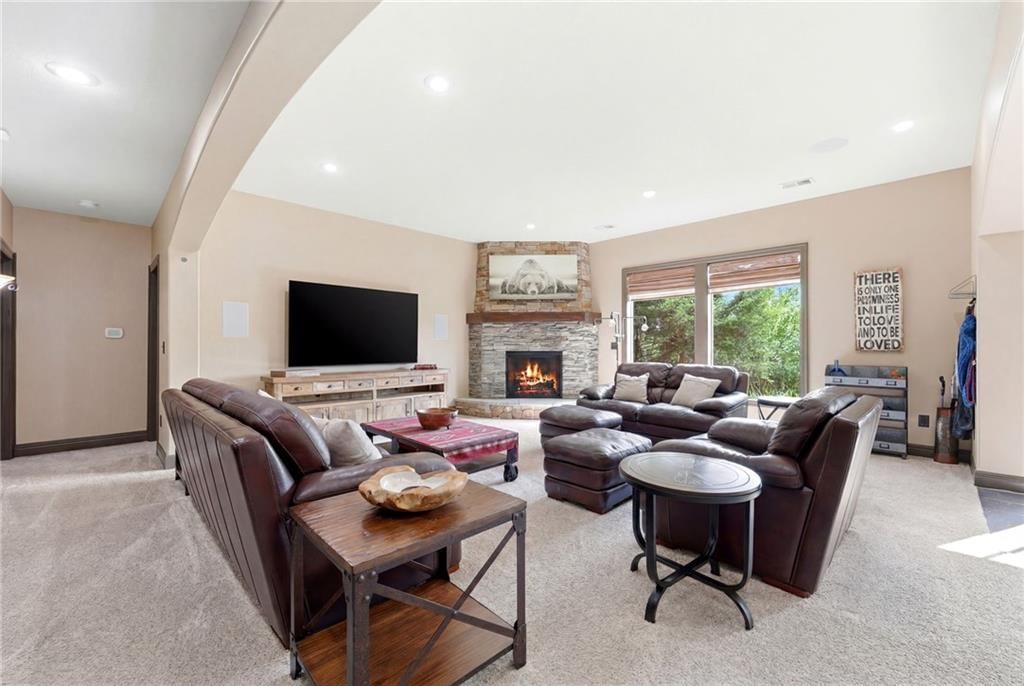 11520 S Carbondale Street — photo 43