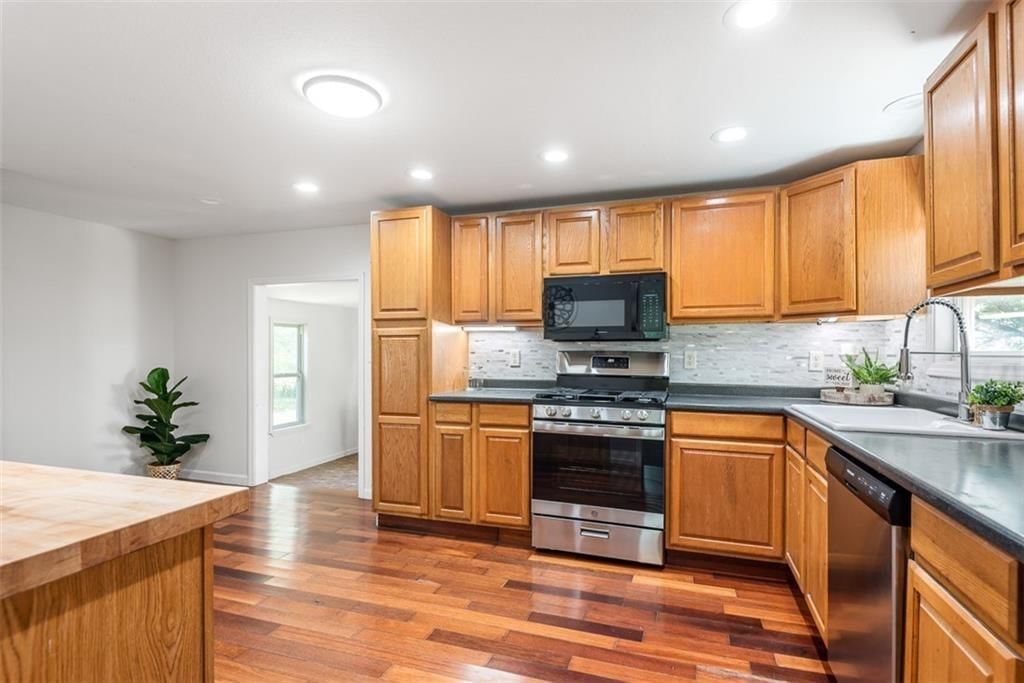 38757 Hedge Lane — photo 8