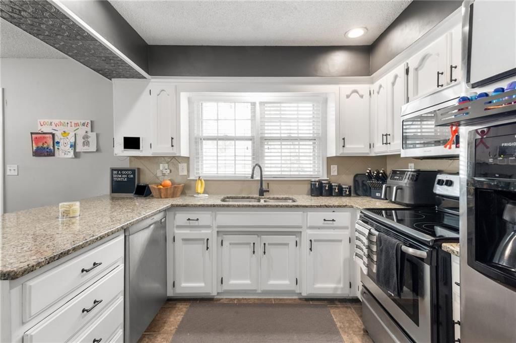 520 SW Windmill Lane — photo 8