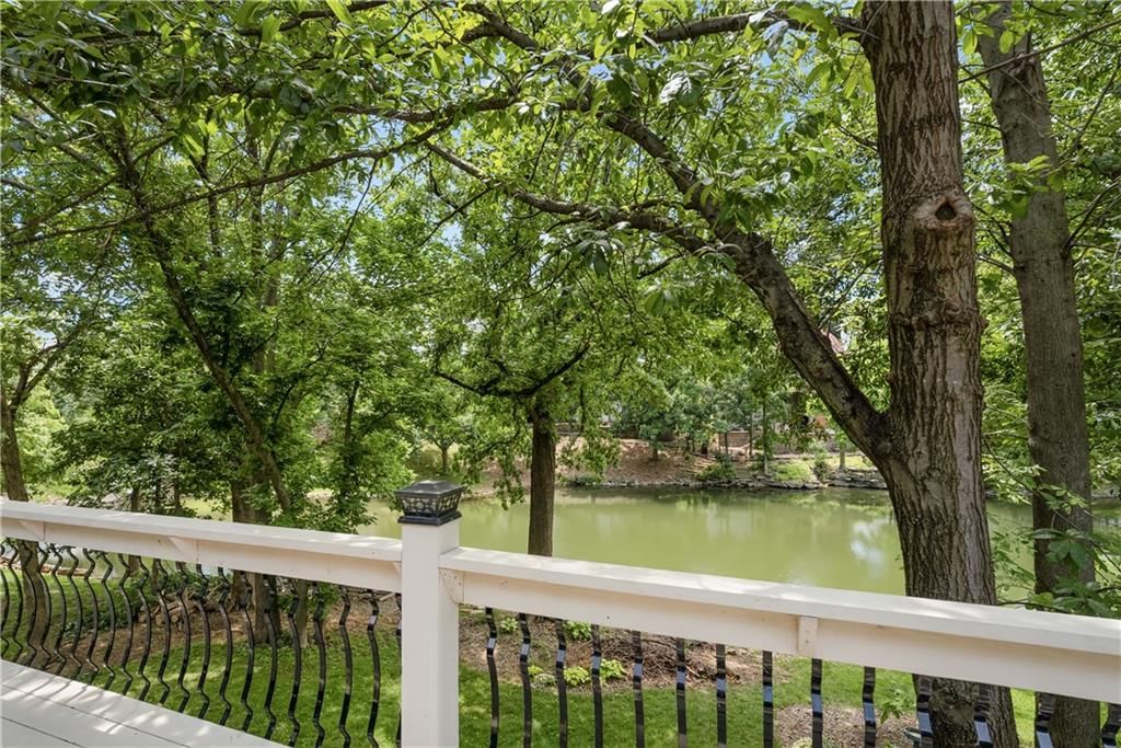 4208 NE Courtney Drive — photo 37