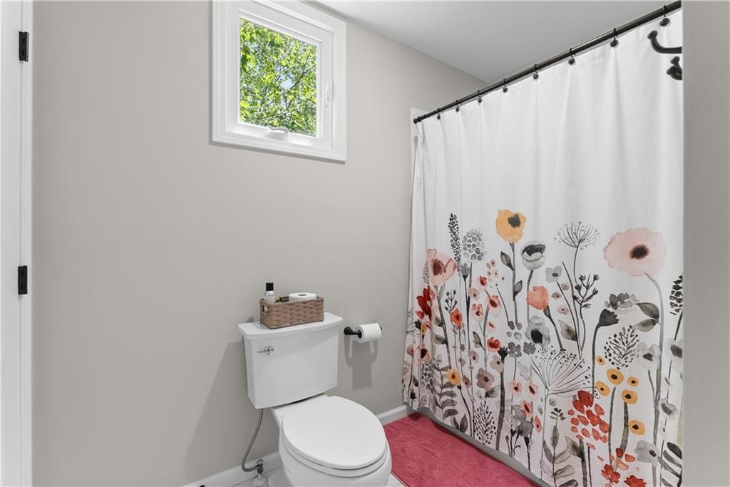 4208 NE Courtney Drive — photo 42
