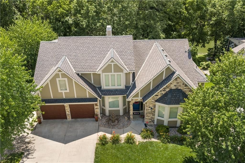 4208 NE Courtney Drive — photo 60