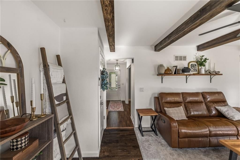 12819 Cambridge Avenue — photo 11