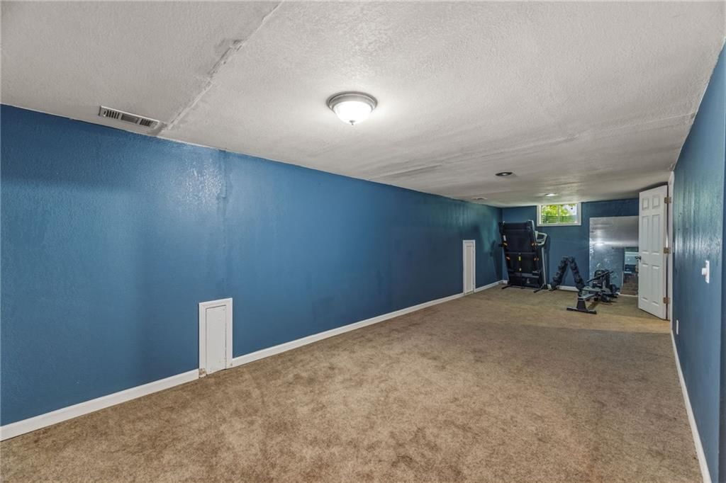 12819 Cambridge Avenue — photo 27