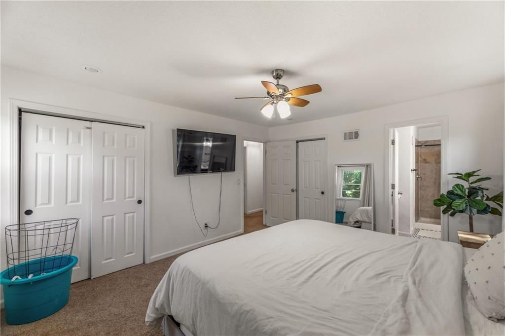 12819 Cambridge Avenue — photo 32