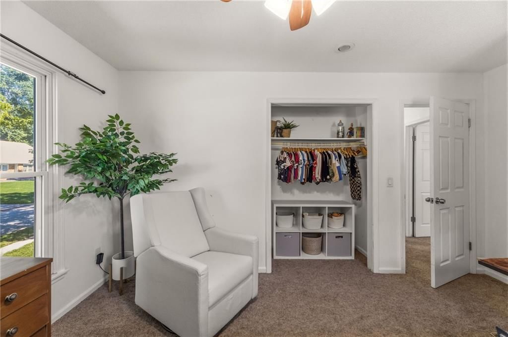 12819 Cambridge Avenue — photo 36