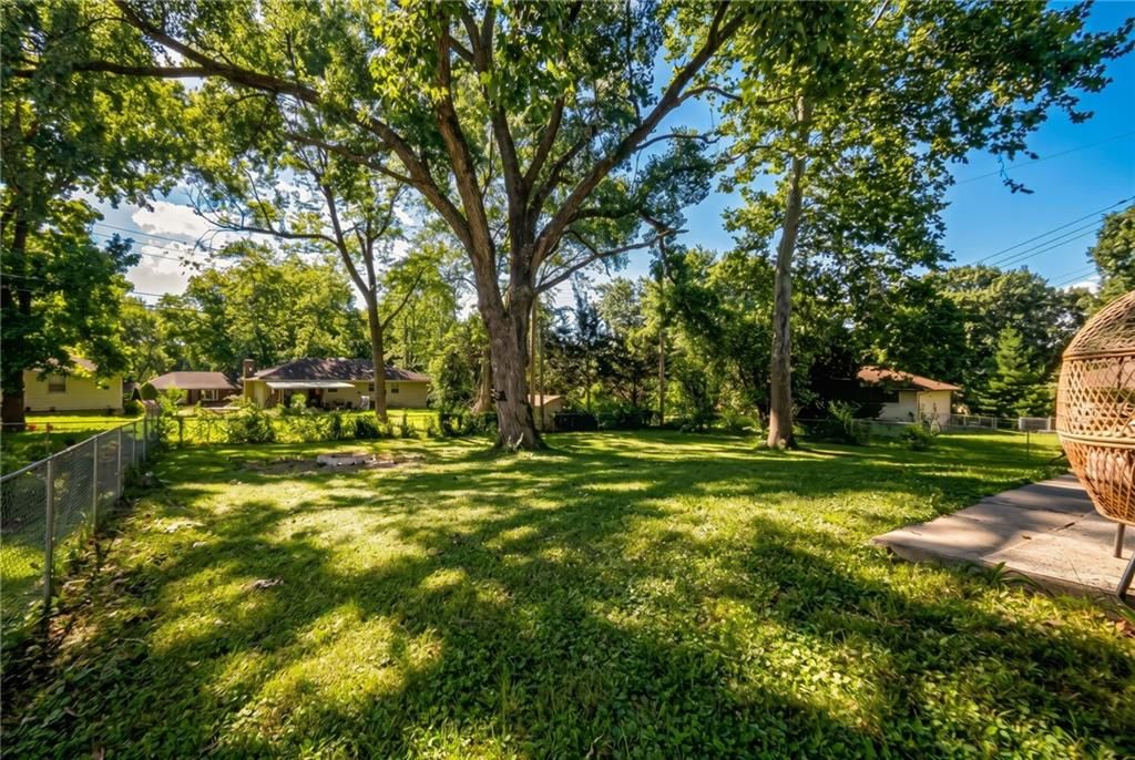 12819 Cambridge Avenue — photo 39