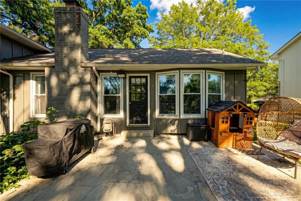 12819 Cambridge Avenue — photo 41