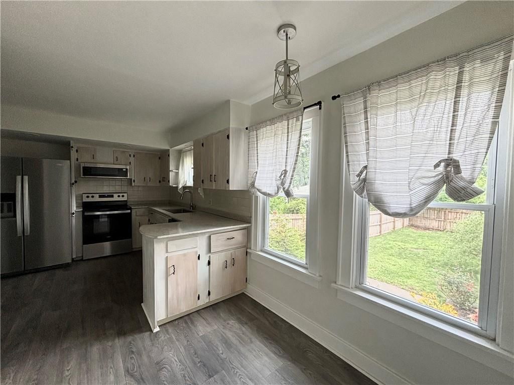 3123 Jules Street — photo 4
