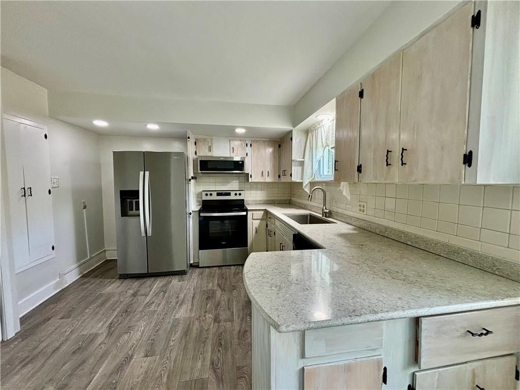 3123 Jules Street — photo 10