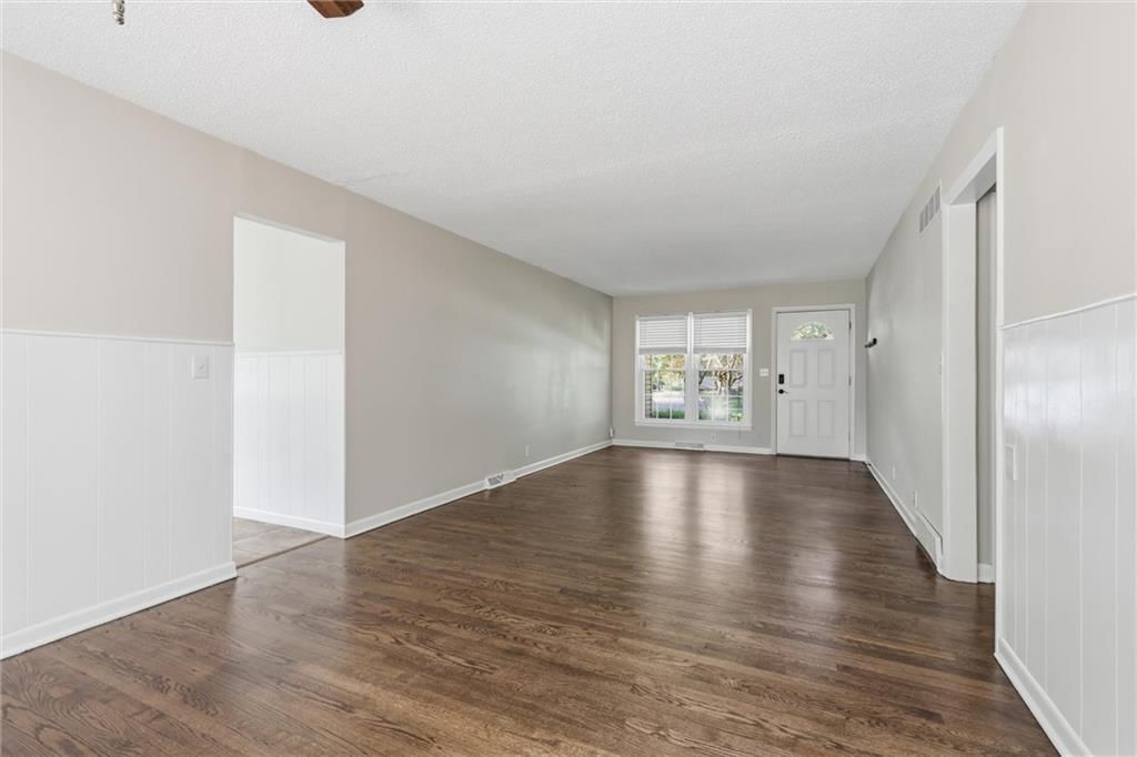 605 NW Gibson Road — photo 8
