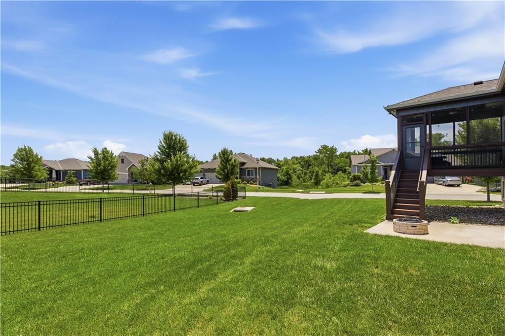 16989 S Heatherwood Street — photo 41
