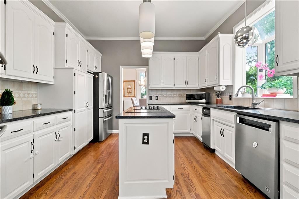 7505 El Monte Circle — photo 12