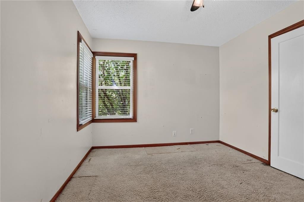 8219 WOODWARD Street — photo 9