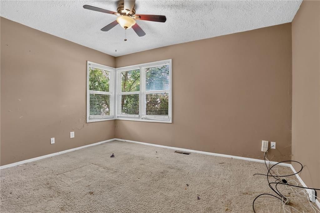 8219 WOODWARD Street — photo 10