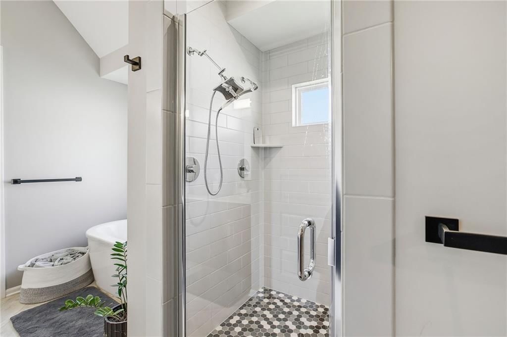 7511 N Gower Avenue — photo 27