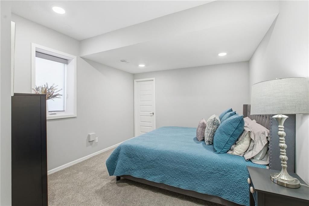 7511 N Gower Avenue — photo 39