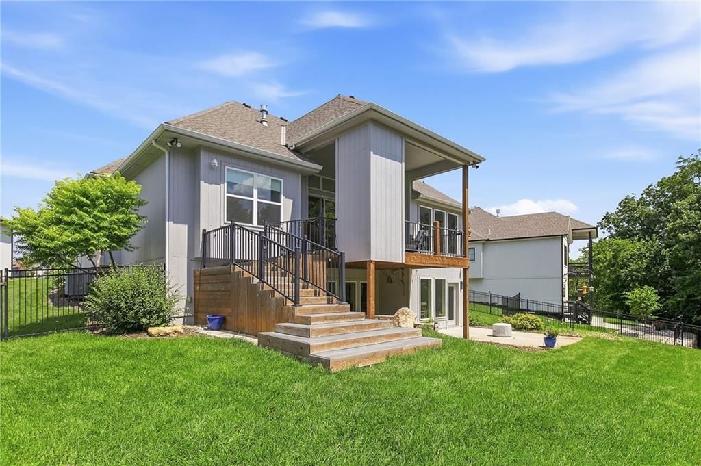 7511 N Gower Avenue — photo 43
