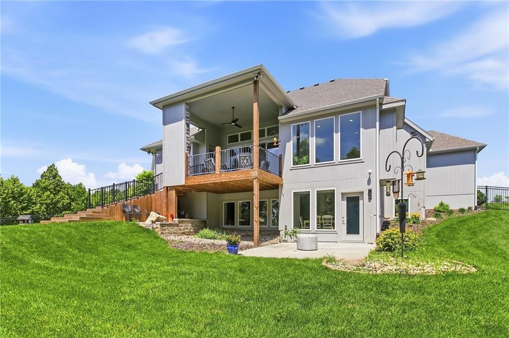 7511 N Gower Avenue — photo 45