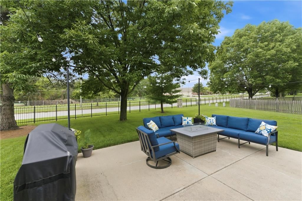 12758 Mackey Street — photo 33
