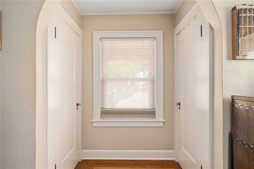 1008 W 71st Terrace — photo 36