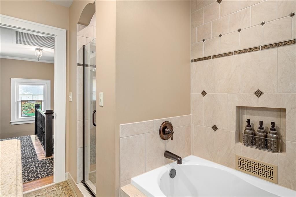 1008 W 71st Terrace — photo 45