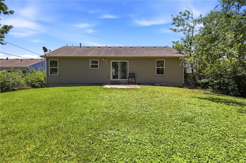 704 W Dennis Avenue — photo 29
