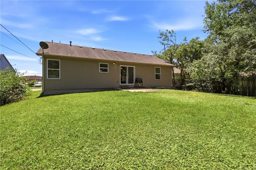 704 W Dennis Avenue — photo 30