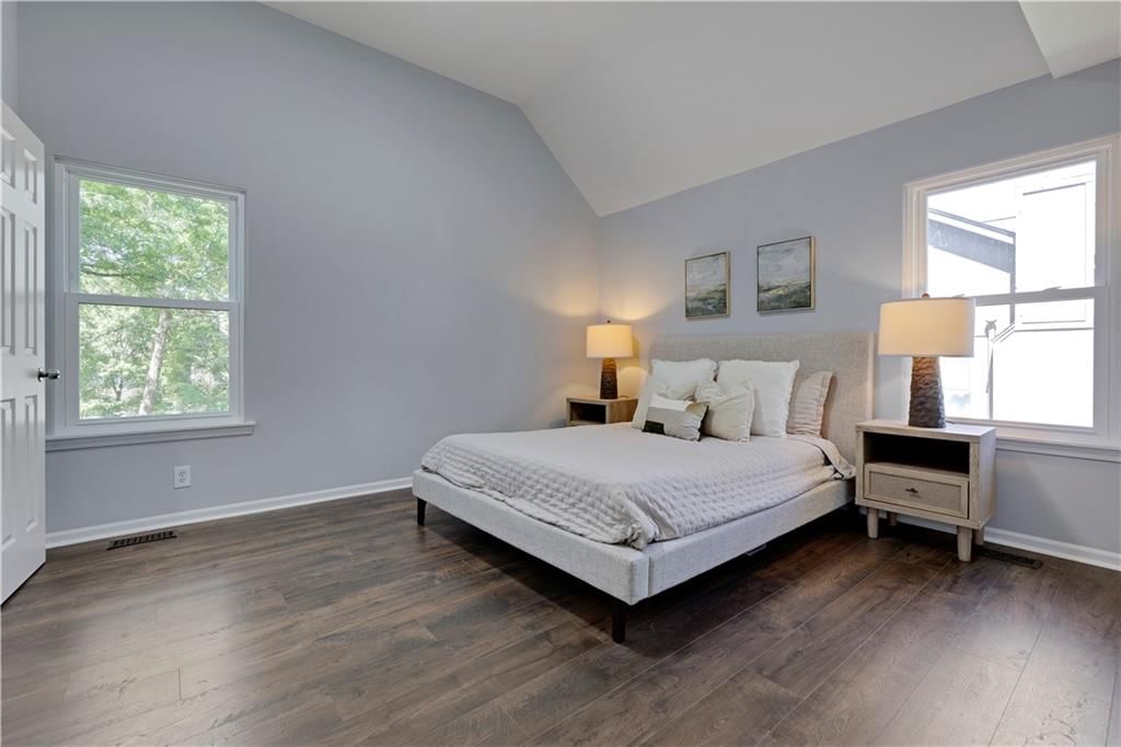 8017 W 149th Street — photo 23