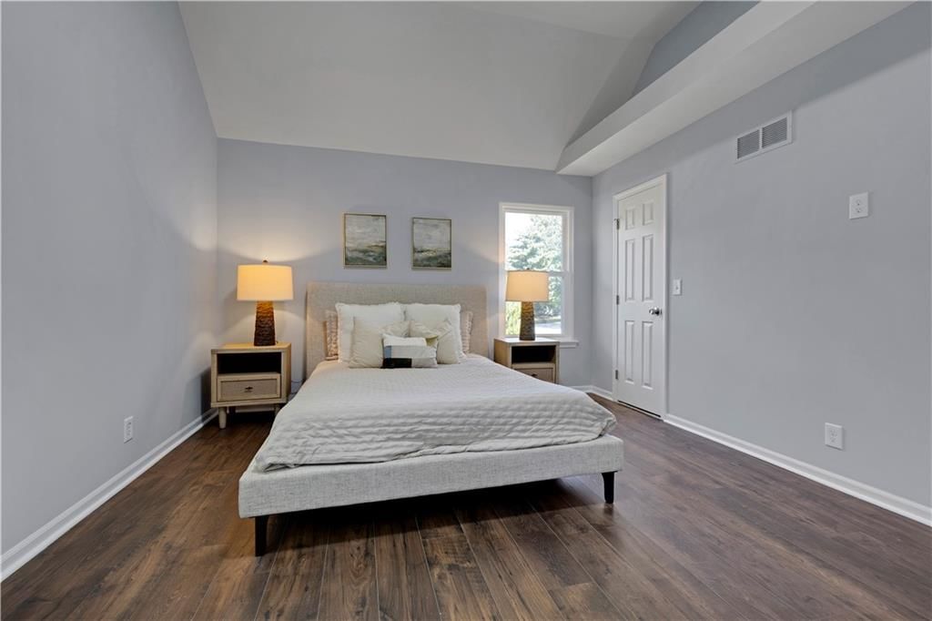 8017 W 149th Street — photo 24