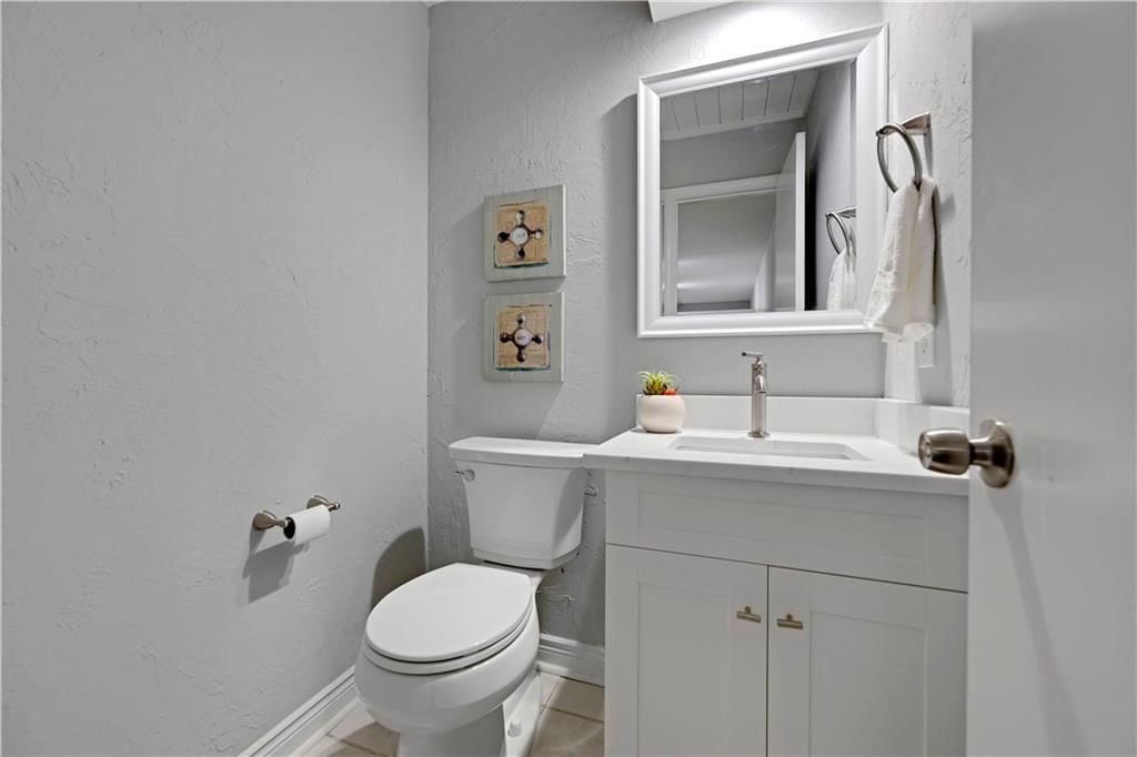 8017 W 149th Street — photo 33