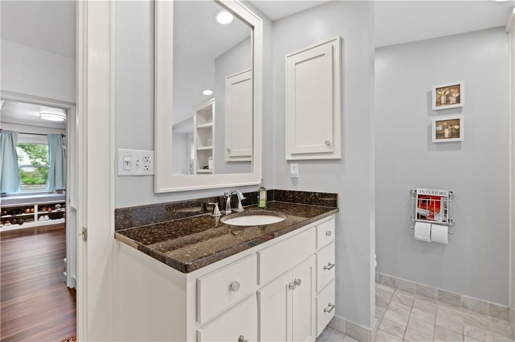 4815 Bell Street — photo 21