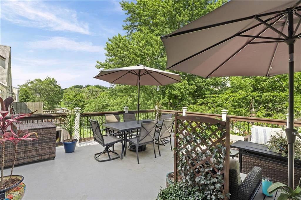 4815 Bell Street — photo 32