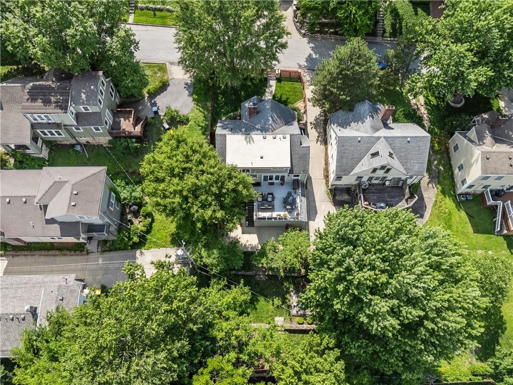 4815 Bell Street — photo 36