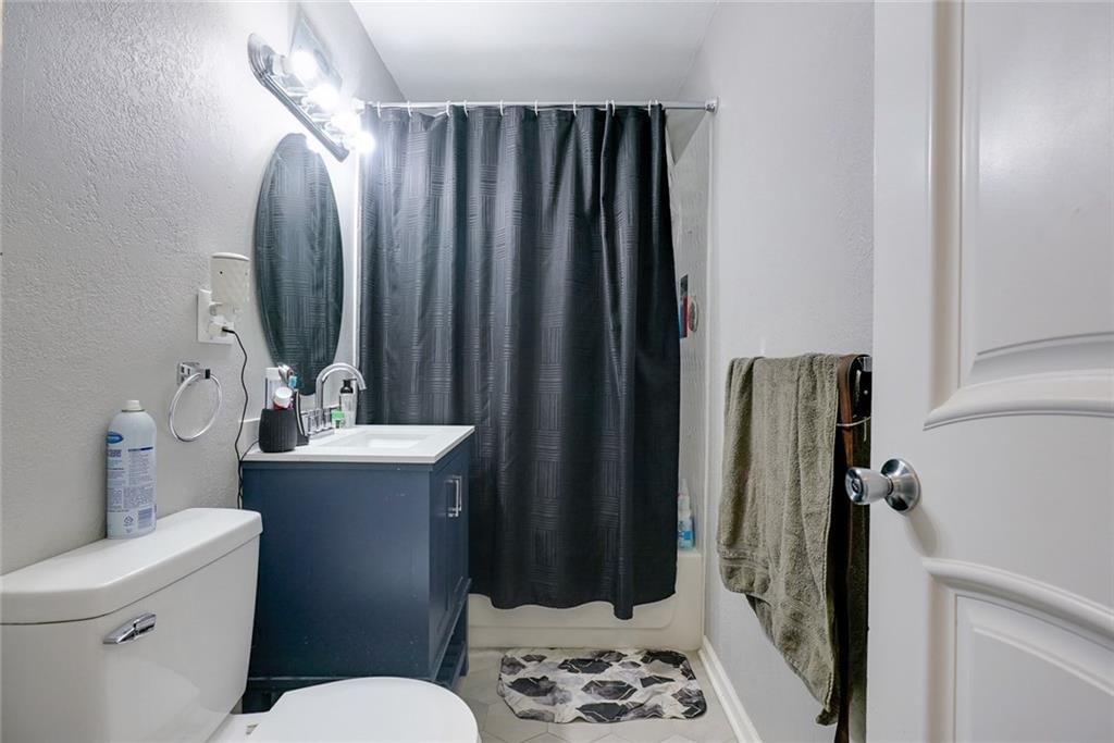 216 N 24th Street — photo 15