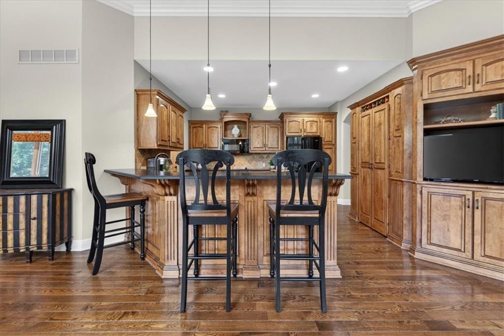 20805 W 91 Terrace — photo 12