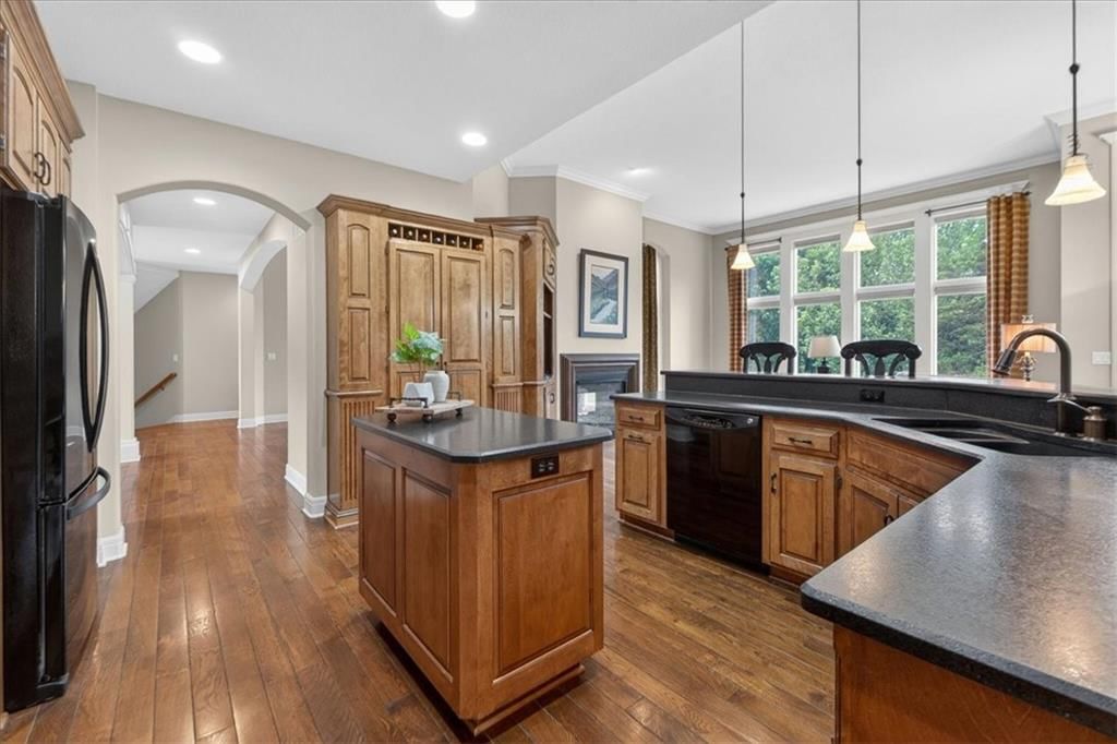 20805 W 91 Terrace — photo 15
