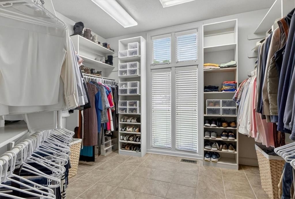 20805 W 91 Terrace — photo 36
