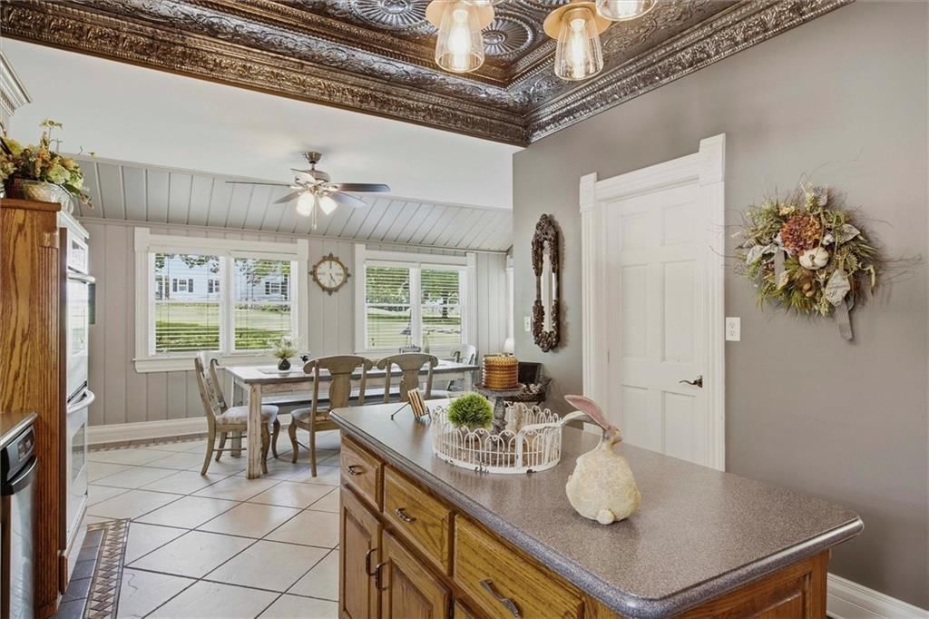 706 W Wall Street — photo 15