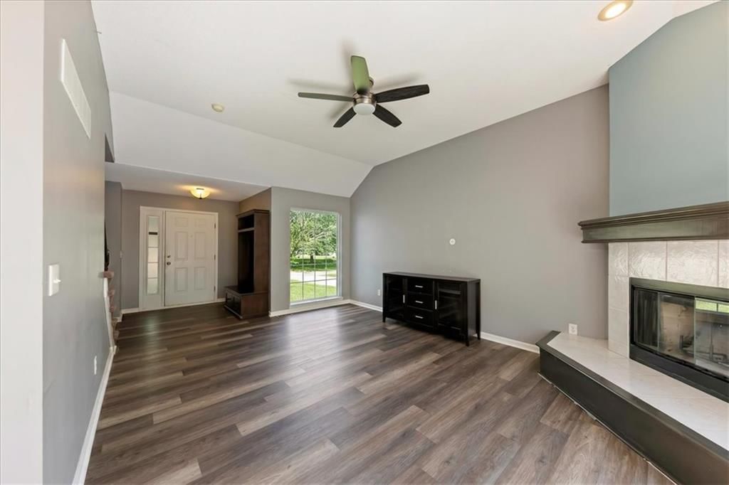 547 W Layton Street — photo 7