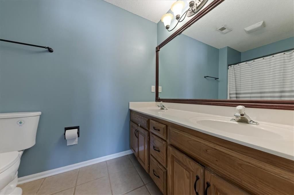 547 W Layton Street — photo 18