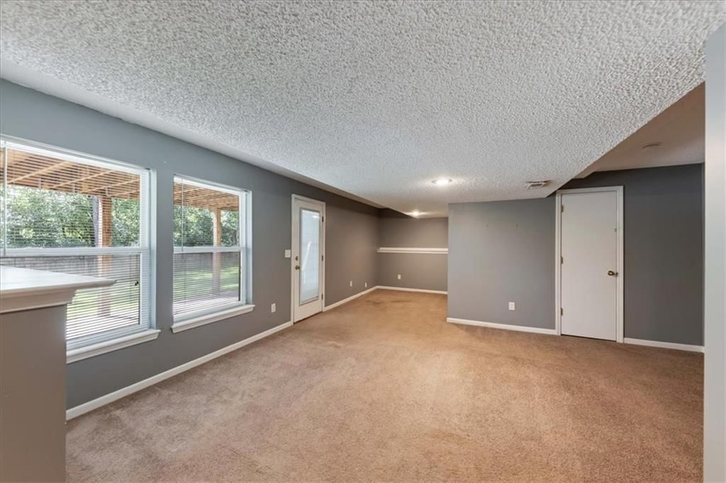 547 W Layton Street — photo 24