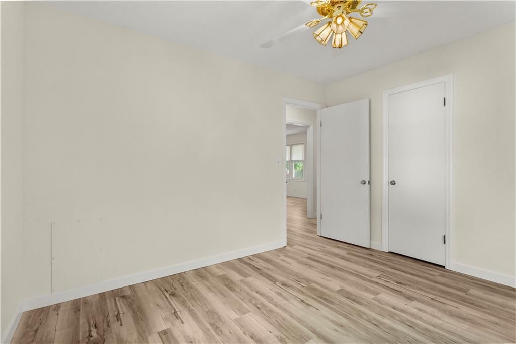 3020 S Northern Boulevard — photo 20