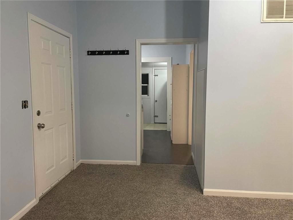 401 Hammond Street — photo 11